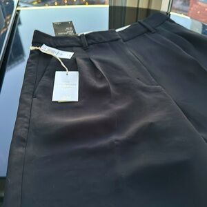 Aritzia Effortless Pant, Size 8